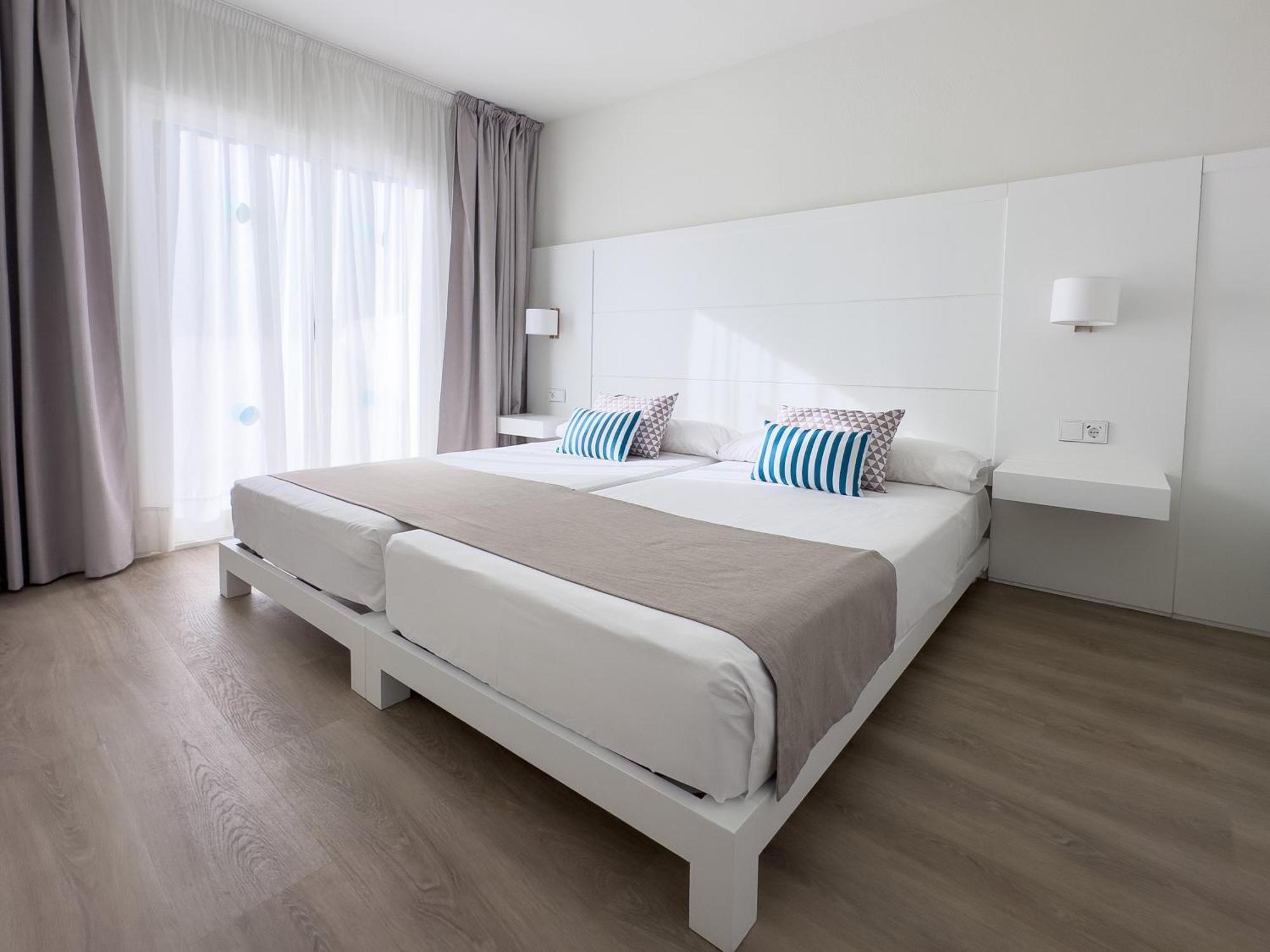 אפרטהוטל Cala D´Or Bluesea Club Martha'S מראה חיצוני תמונה